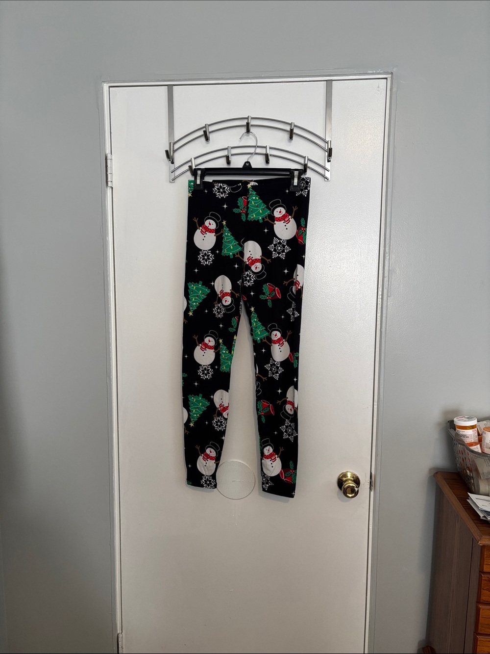 eye candy Black Leggings with Snowman & Green Christmas Tree Print